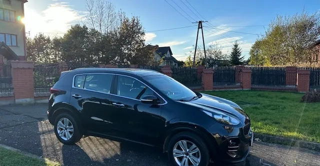 Kia Sportage cena 72500 przebieg: 94946, rok produkcji 2017 z Łęknica małe 254